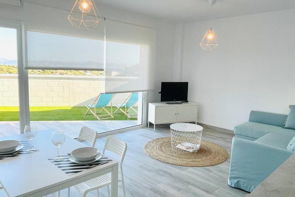 Precioso Apartamento Con Vistas Parciales, Garaje Y Piscina Tarifa Exterior photo